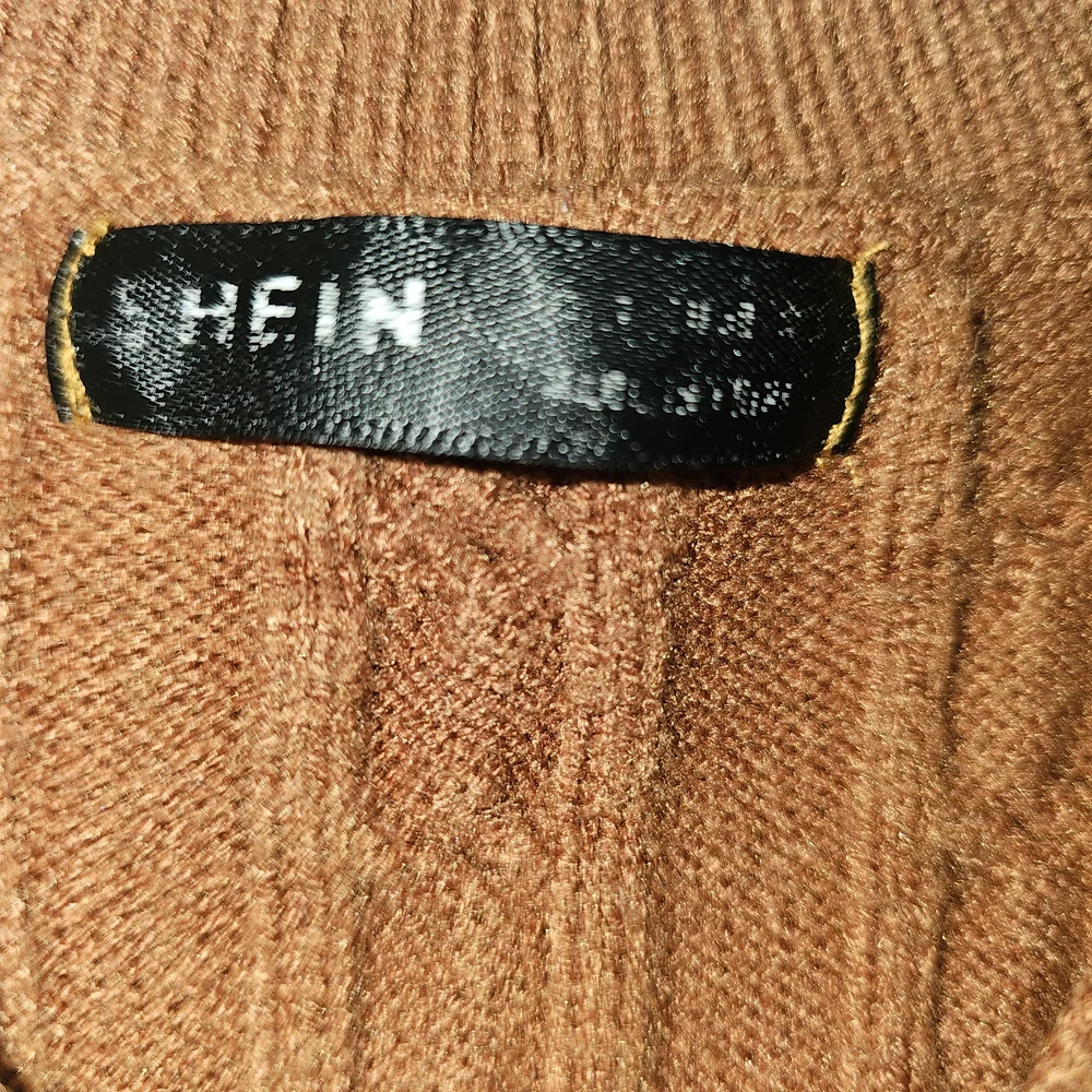 SHEIN Women's Brown Cropped Cable Knit Sweater Vest Sz S